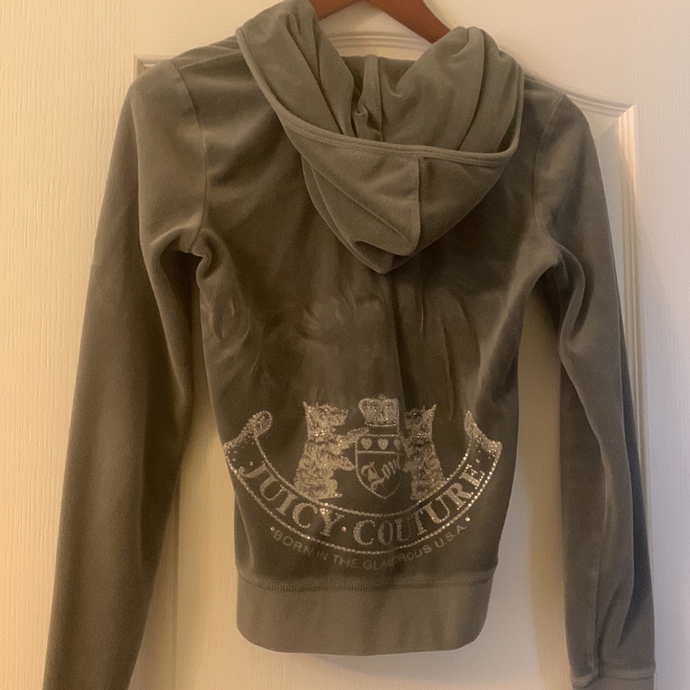 Juicy couture sweater size small